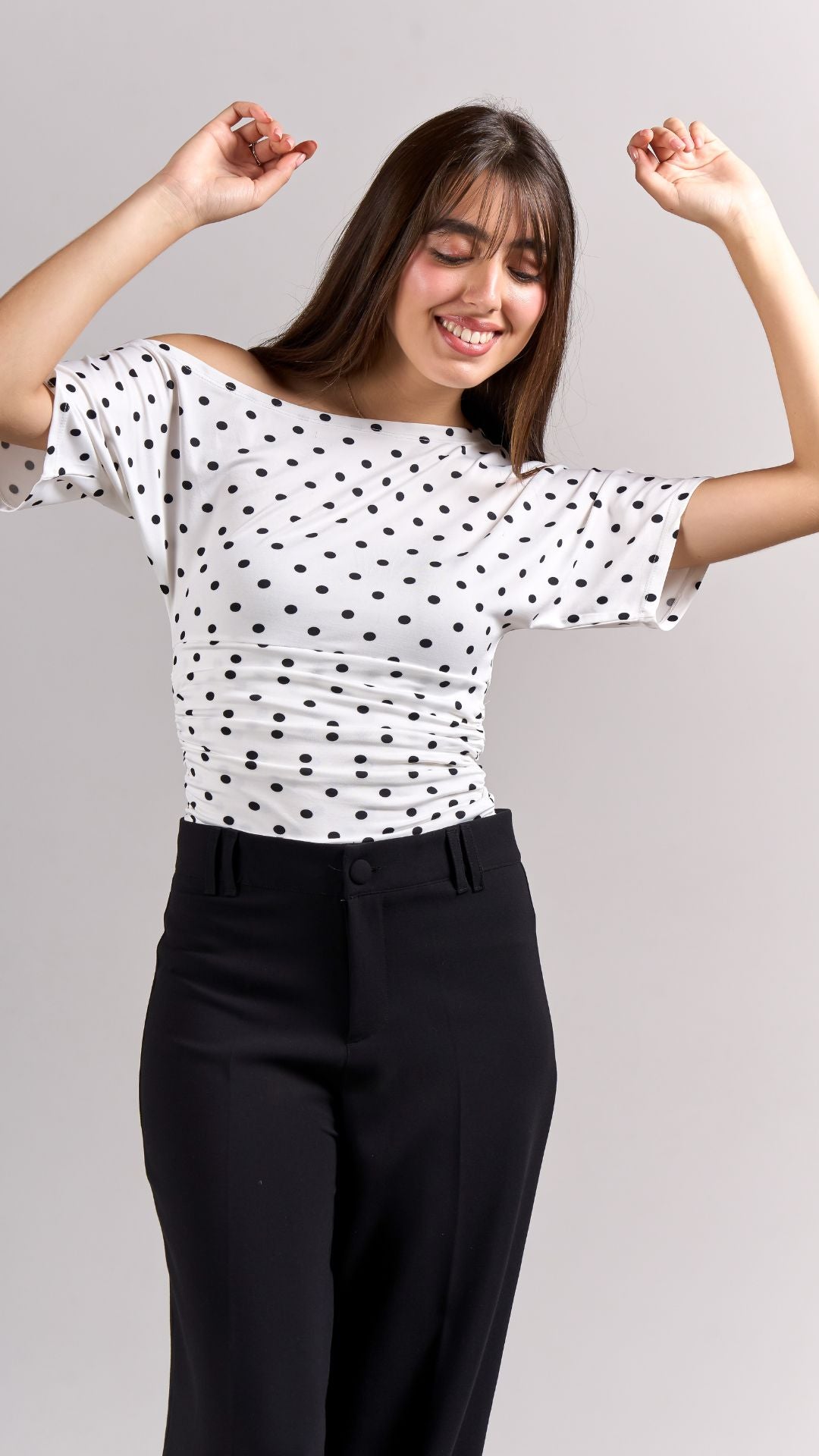 Polo Off Shoulder - Polka dots perla