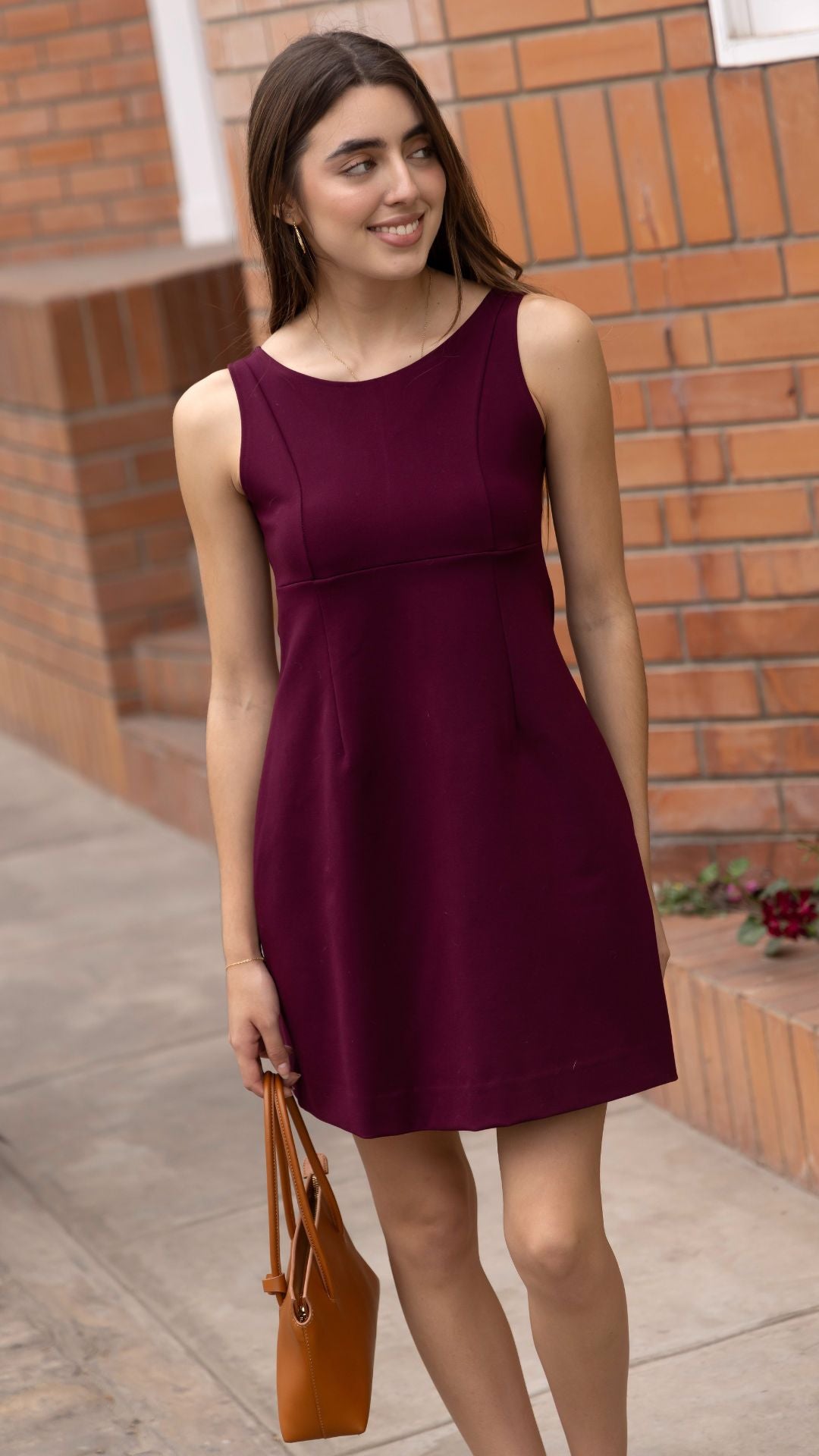 Best Seller: Vestido Classy - Burgundy